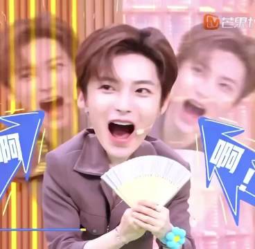 侯明昊综艺表情包引热议，你好星期六展现多变魅力