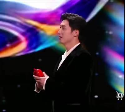 黄景瑜喊话后爱奇艺释出罚罪2海报