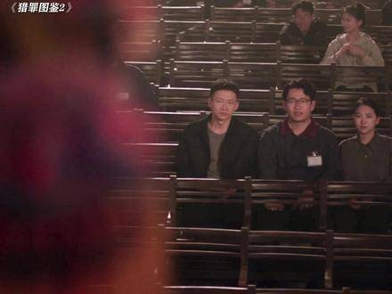 只要你转身，目光交汇的瞬间便注定相遇