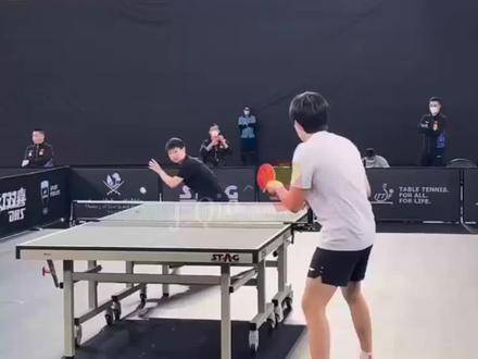 最幸福的时刻莫过于见证你们并肩挥拍，默契配合的每一瞬