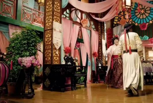 这是贾玲牺牲最大的一部剧吧 欢喜密探 贾玲 包贝尔