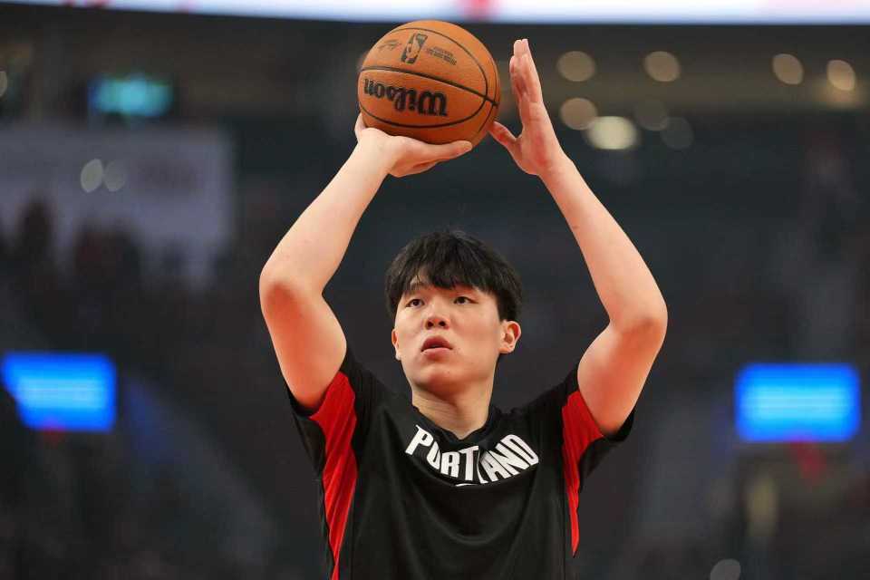 杨瀚森板凳坐穿：连续5场DNP+已缺席16场 不如下放发展联盟