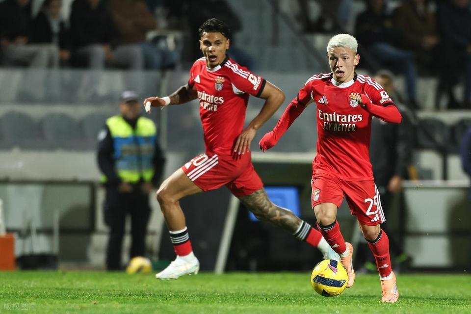 刺激夜：62岁穆帅率队1-0，那不勒斯2-0夺冠，萨拉赫率队2-1绝杀