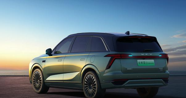 27.58万元起 27颗智慧传感器 Hi4智能四驱 全新蓝山智能进阶版上市