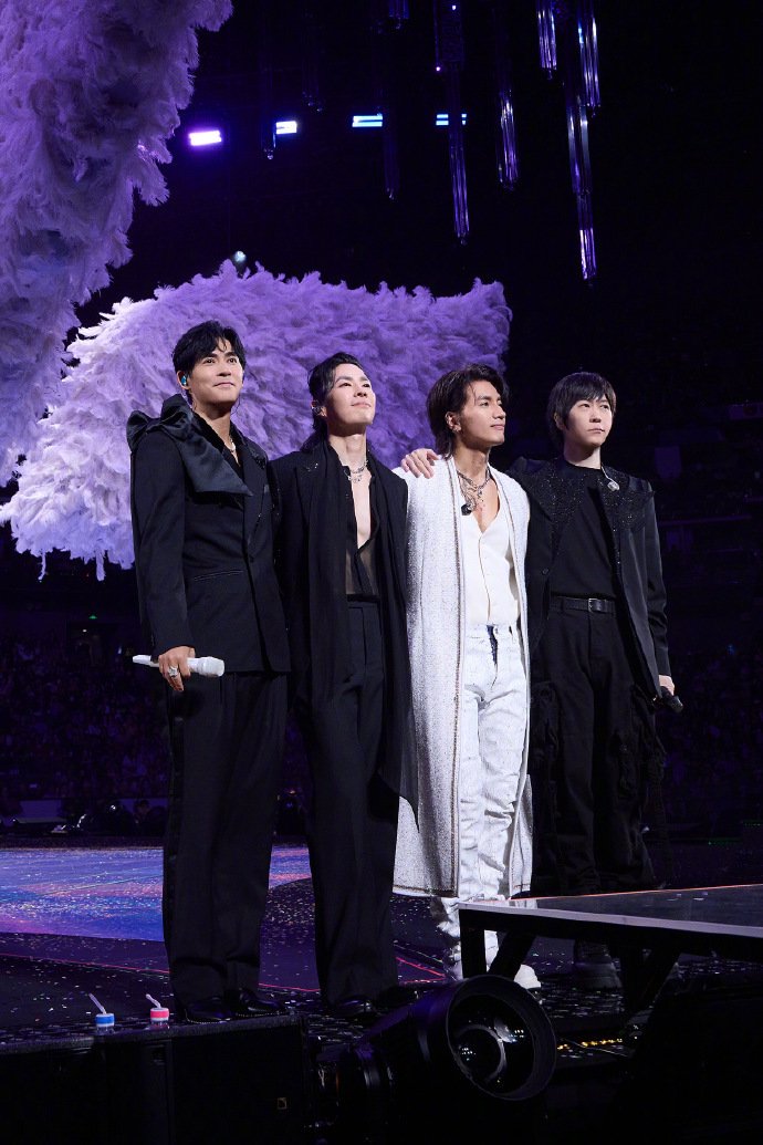 阿信感谢朱孝天：强调自己并非“老板”，只是不忍心让四面台空出一角