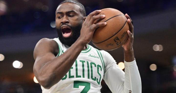 3亿合同打成白菜价，场均29分6板5助，从摆烂打到冲冠，他打疯了