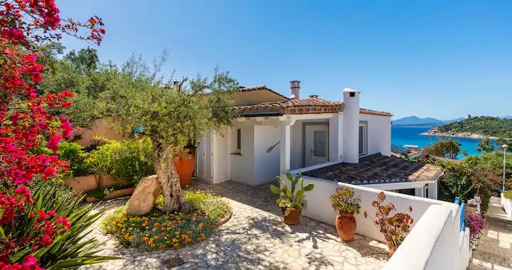 走向户外、奔赴世界杯、复刻达人同款……2026旅行趋势词条已更新