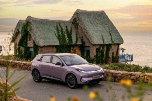 极狐T1“随心转”黑科技，窄路掉头能否一把过