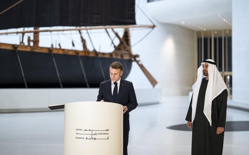 要建欧洲有史以来最大航母，马克龙这一举动不寻常 | 京酿馆