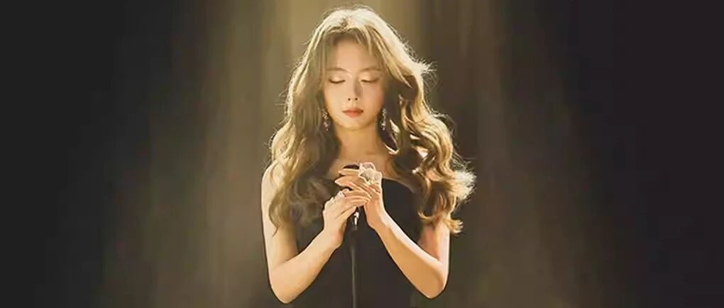 她不止能演，居然还能唱！