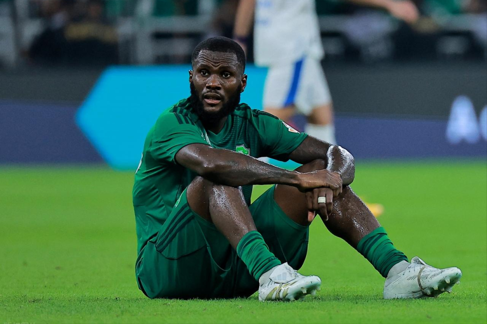 5-0,C罗在沙特联的争冠劲敌踢疯,拒绝亚冠2连败,伊万-托尼造3球