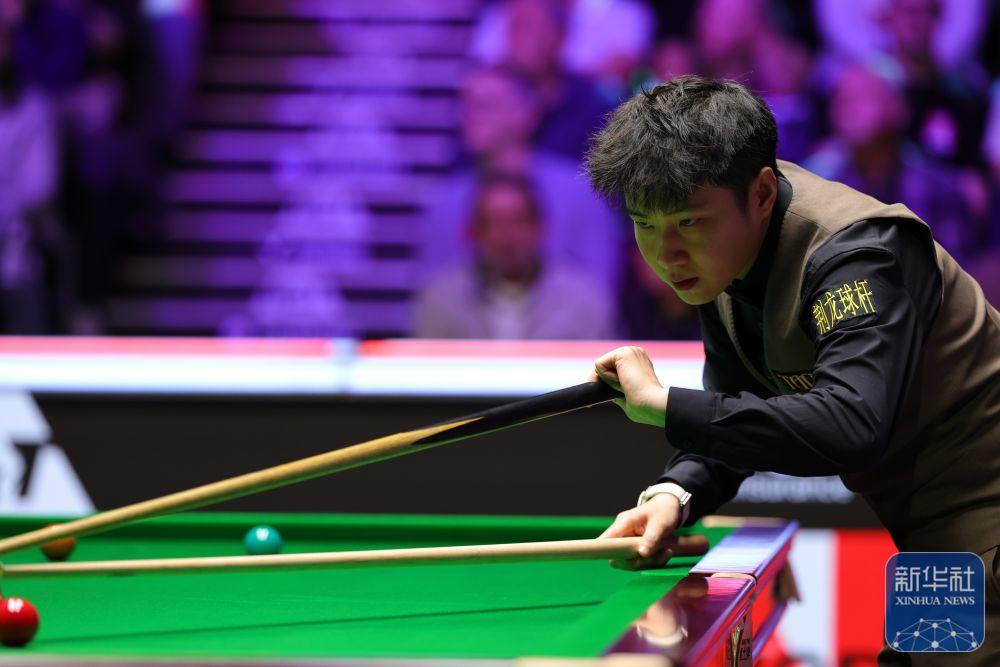 体坛午爆｜U15男足东亚杯胜中国香港，那不勒斯夺意超杯冠军