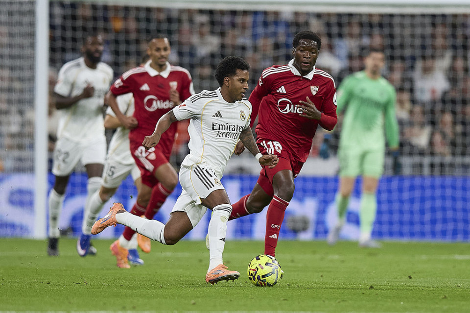 逆袭！皇马替补席杀出王牌：从无人问津到不可或缺只用1场