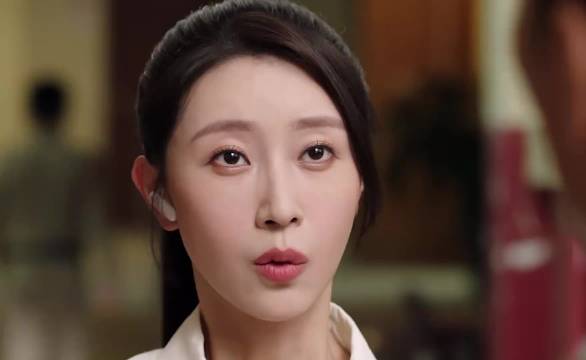 男子痴迷昆虫引女友不满，感情危机浮现