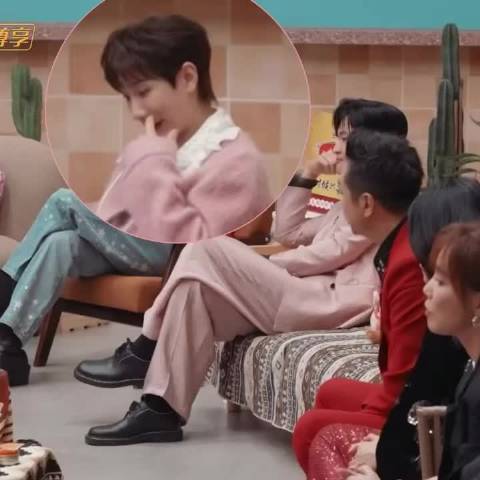 汪苏泷:坏点子生成中 泷泷∶有点无聊 玩会周兴哲吧 声生不息