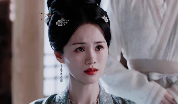 丁禹兮新剧《山河枕》跨年热梗制造机，隐忍背德感引热议