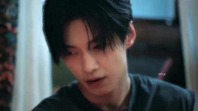 这句话 从前好像也有个人对我这样说过 但是结局是什么...我记不太清了