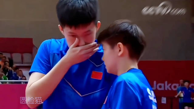 那年的他们，一个以为藏得很好，一个假装不知