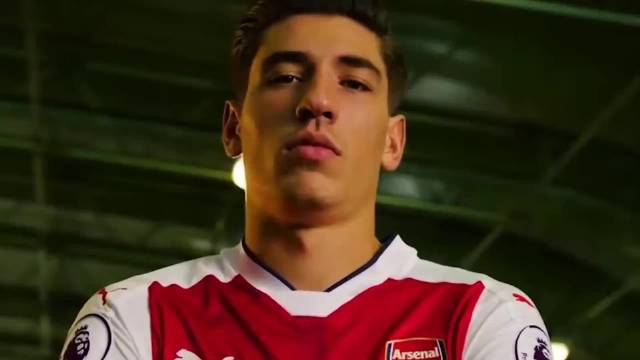 当年叱咤英超的快马贝莱林，如今已和速度无缘