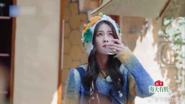 白鹿好厉害，嘴里含水还能说话咬字清晰，李晨都惊呆了