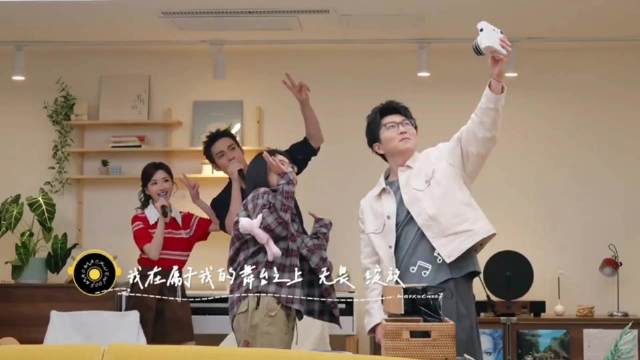 毛晓彤张彬彬甜蜜对唱引李雪琴姨母笑