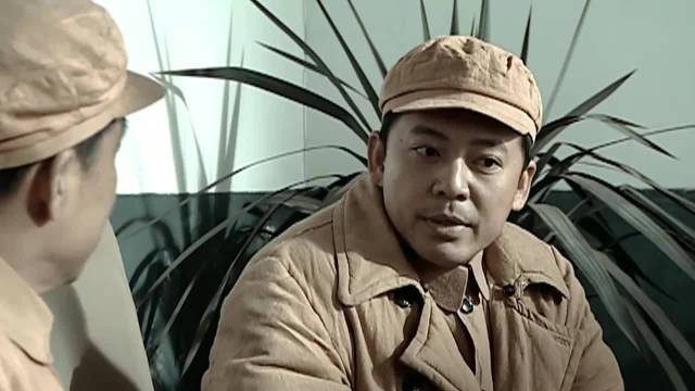 亮剑：李云龙重伤住院，赵刚要随部队去前线，临前这做法太暖！