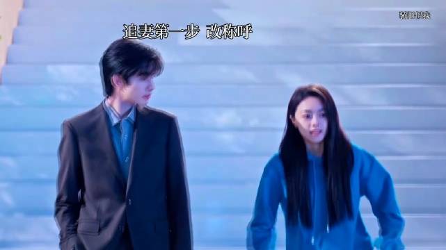 林屿森请年假照顾曦光，出院宴请全公司庆祝