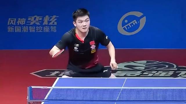 樊振东极限反应球震惊许昕