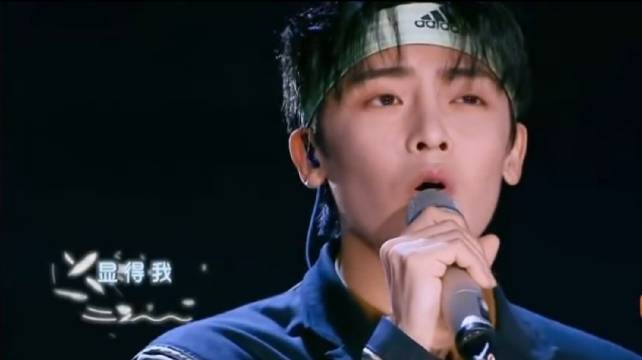 侯明昊多才多艺燃爆全场