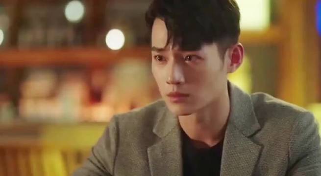 有一瞬间我觉得她老公挺小气的