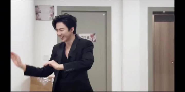 刘宇宁跳舞 越来越丝滑