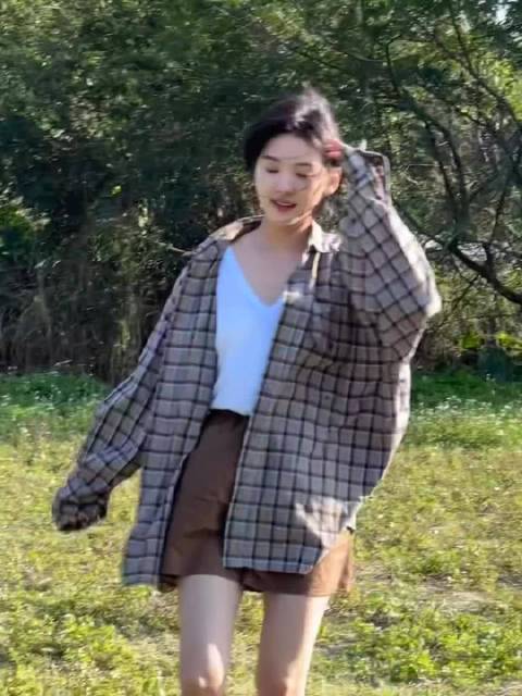 章若楠这也太好看了，太有青春的感觉了