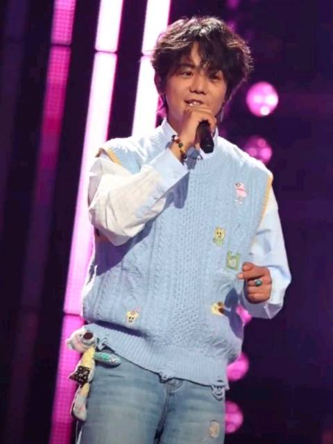 丁真称要挑战更多事，对向佐说扛不住就别混圈