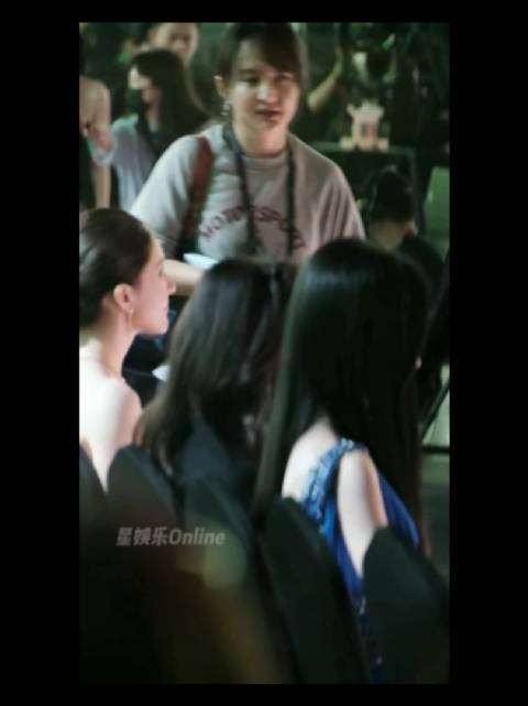 赵露思与王姐互动视频曝光，展现深厚友谊