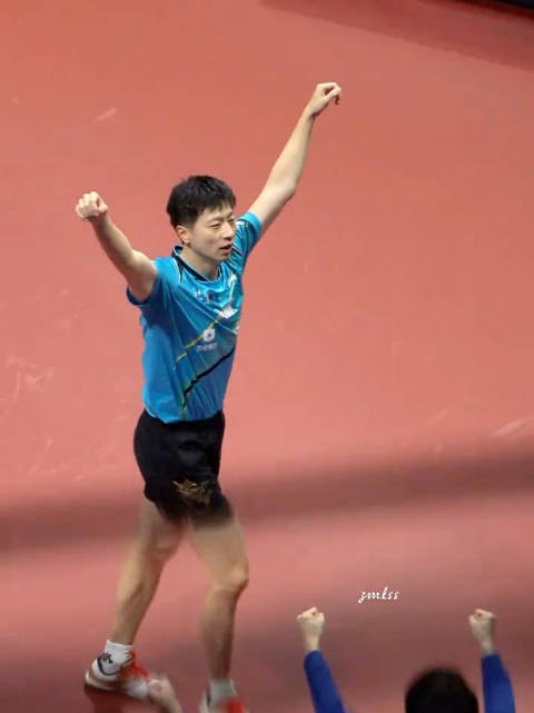 马龙37岁全运独得两分率队夺冠，登乒乓世界封面