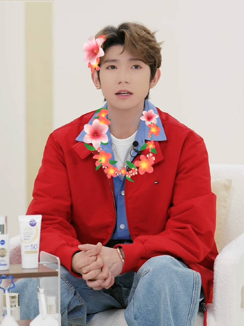 王源直播透露2025年巡演计划，跨年场准备就绪