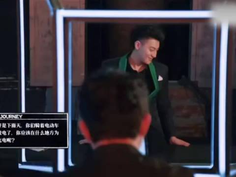 黄子韬自认不如鹿晗王鹤棣帅，幽默回应显高情商