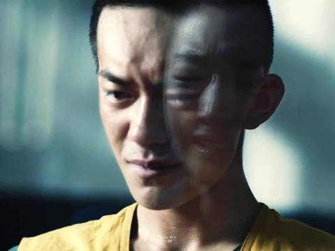 易烊千玺24岁夺金鸡影帝，12年沉淀从《少年的你》到《狂野时代》