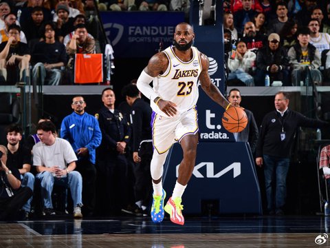 赛季最强一战！40岁詹姆斯真燃尽了：轰36分连创纪录仍苦吞败仗