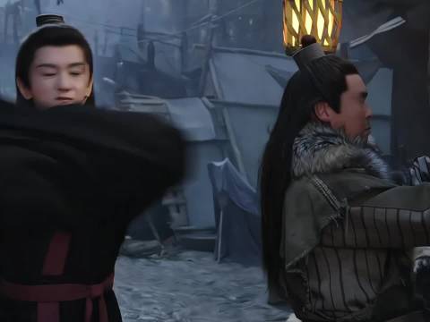 细节就是谢淮安用来杀铁秣人的武器是红伞中的