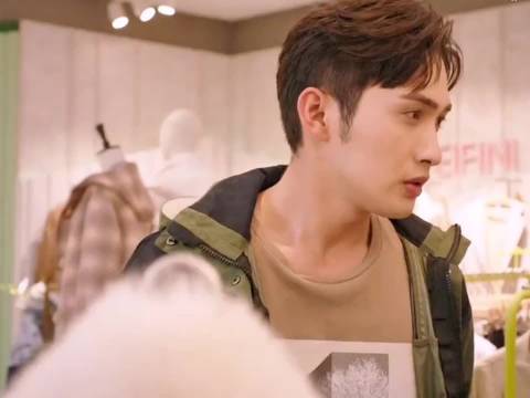 原来司藤喜欢穿旗袍是因为邵琰宽啊