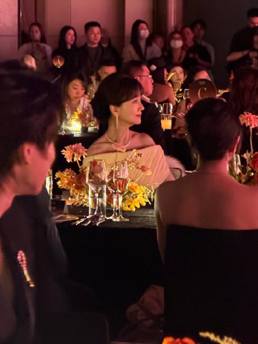 2025时尚芭莎珠宝盛典红毯星光璀璨