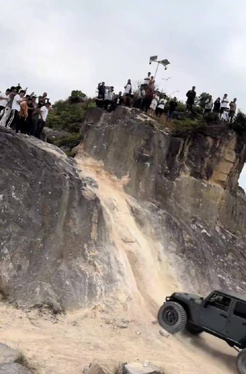 越野运动风险高，事故代价引警惕