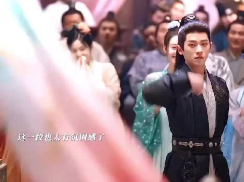 这套可以说是她在这部剧里的高光造型了 锦月如歌 | 周也丨丞磊