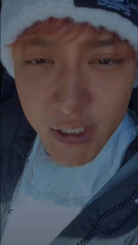 黄子韬曝王鹤棣早十点健身还在腹肌群打卡，自律又爱晒，这波操作太有梗