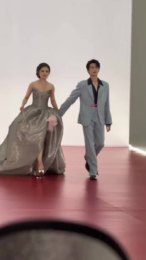 檀健次简直太像一个小朋友了