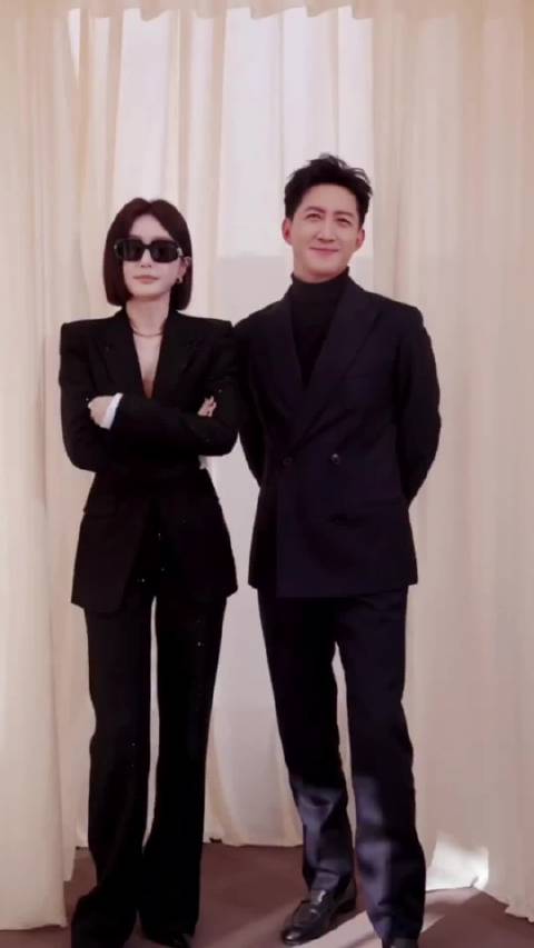 今日份酷飒豹豹猫猫