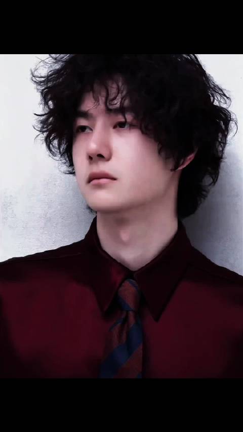 “风很温柔，水很清澈，花很鲜艳，你很特别，我很爱你”