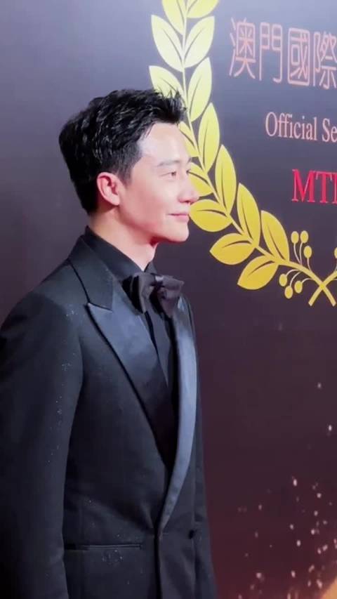 黄轩入行十八年感恩台前幕后，澳门站后继续演员之路