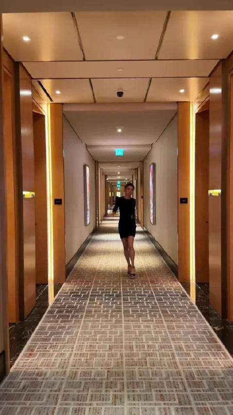 何超莲什么时候演戏了，演技是不是窦骁在家教的，太厉害了都拿奖了